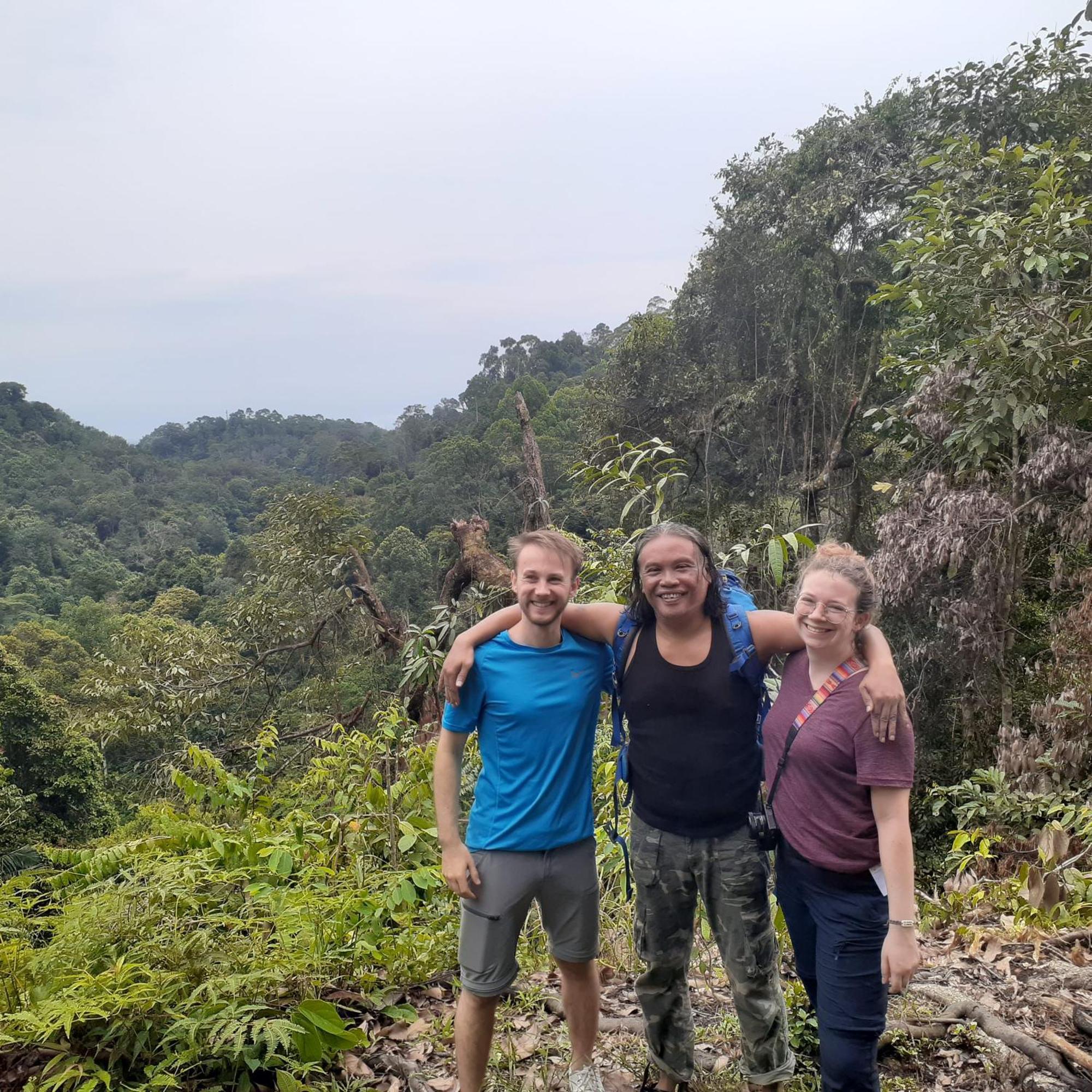 Jhony'S Backpacker-Guest House Only Stay Here Book Treking With Us Bukit Lawang Exterior photo