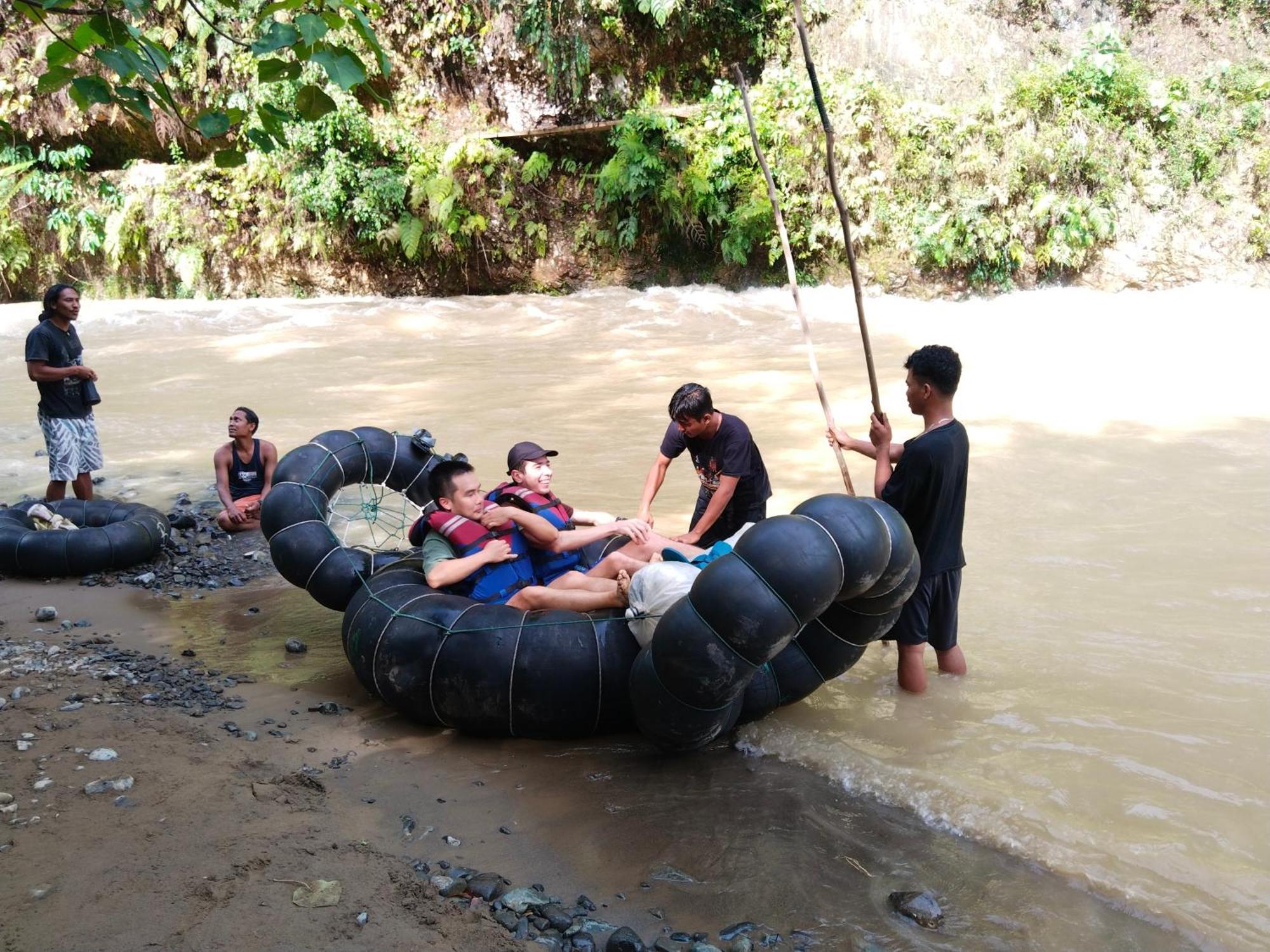 Jhony'S Backpacker-Guest House Only Stay Here Book Treking With Us Bukit Lawang Exterior photo